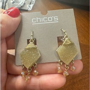 NWT Chicos Gold Tone Earrings $10 Closet Minimum Purchase
